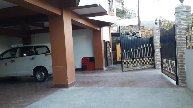 Holiday Hush Haven Hotel Shillong Exterior photo