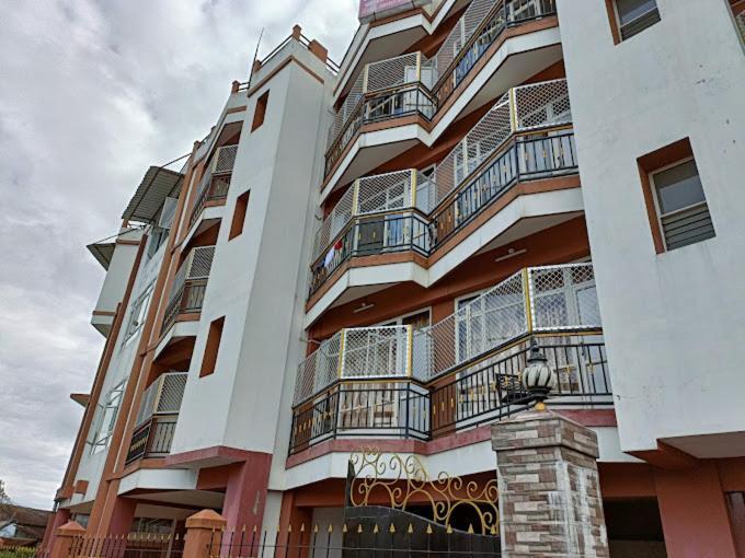 Holiday Hush Haven Hotel Shillong Exterior photo