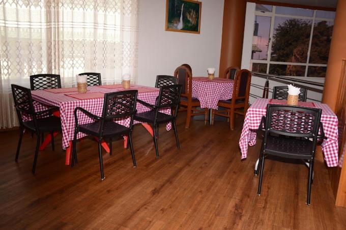 Holiday Hush Haven Hotel Shillong Exterior photo