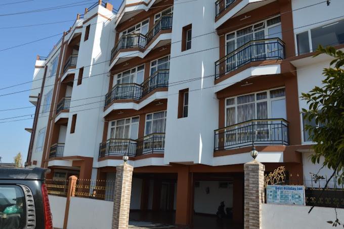 Holiday Hush Haven Hotel Shillong Exterior photo